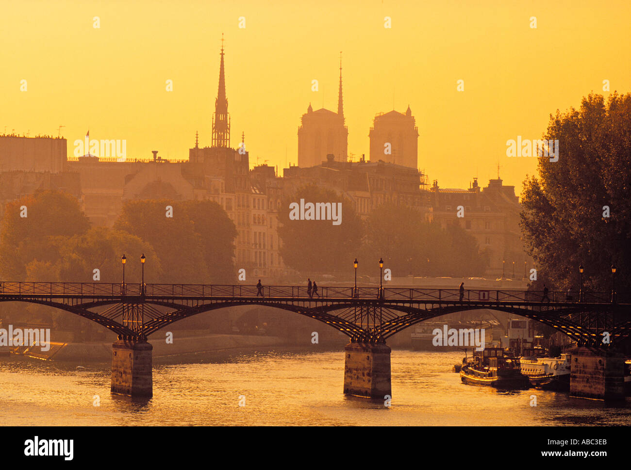 Pont des Arts, Ufer, Paris, Frankreich Stockfoto