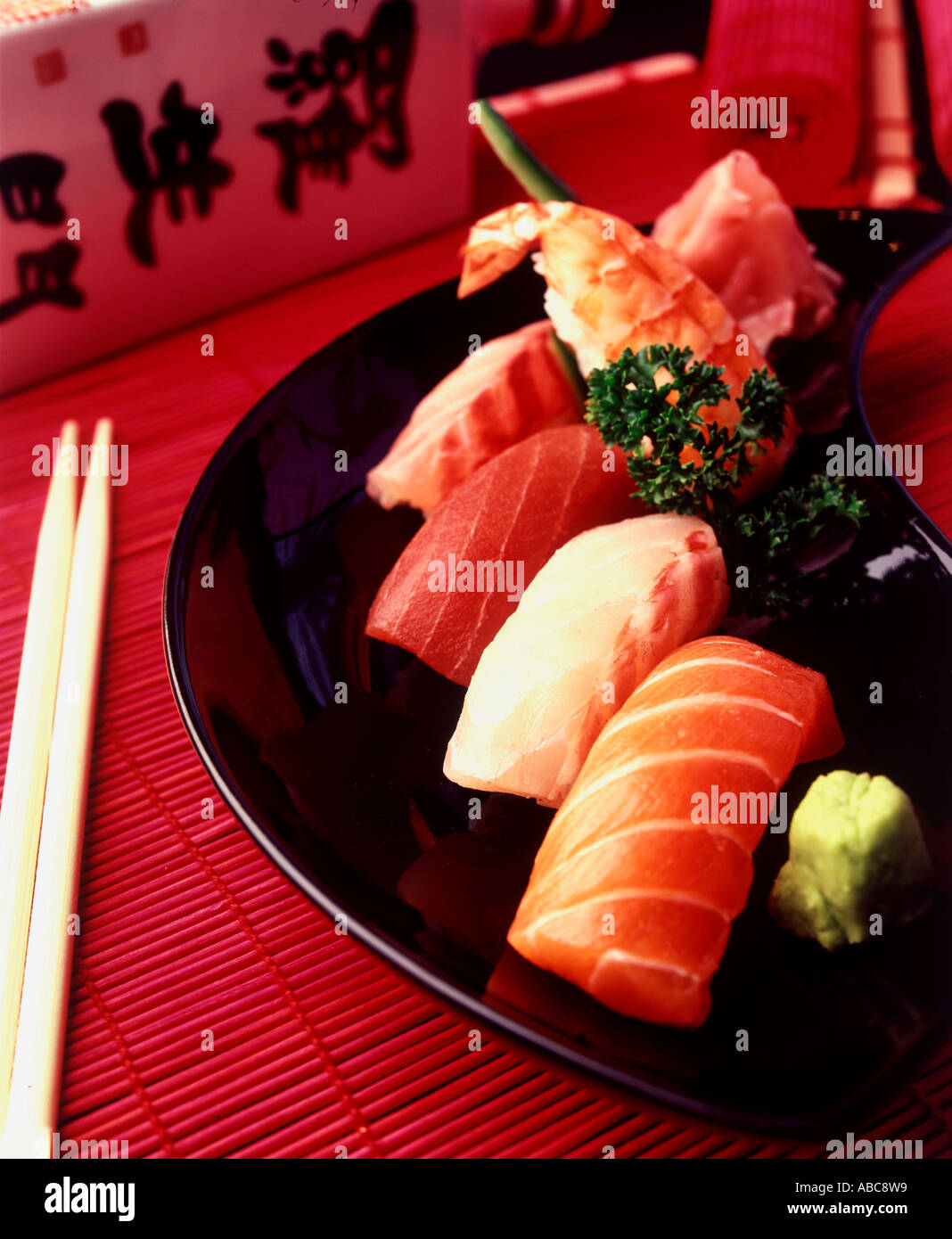 Japanisches Essen. Sushi, Thunfisch, Essen, Fisch zu essen. Oriental Stockfoto