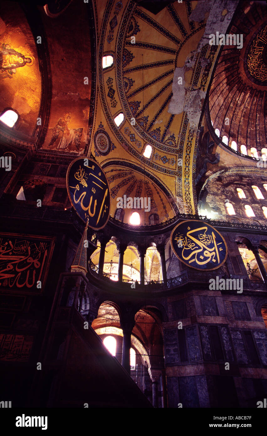 Hagia Sophia Aya Sofya wurde 537 vom byzantinischen Kaiser Justinian in Istanbul eingeweiht Stockfoto