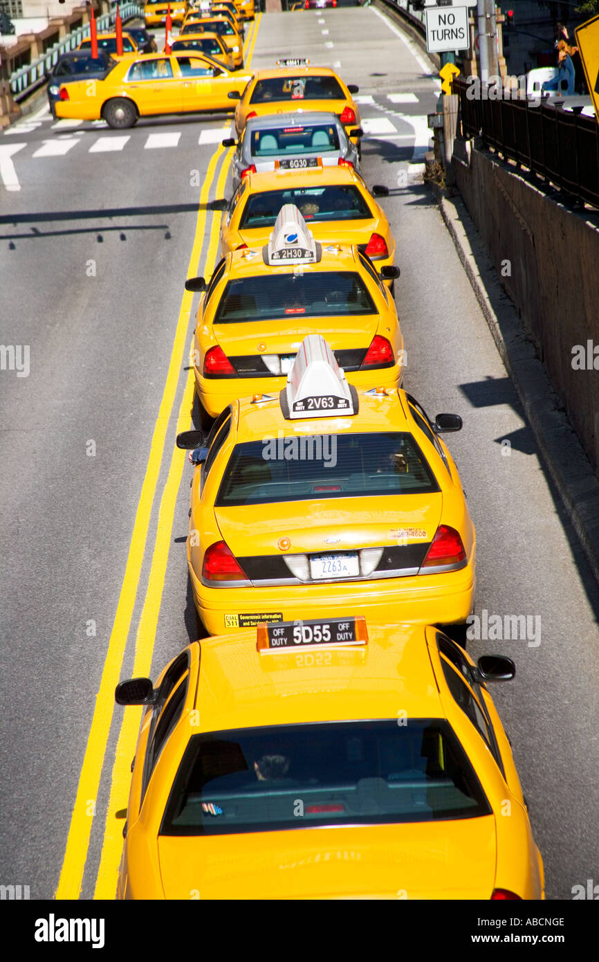 Warteschlange des gelben Taxis Taxis New york Stockfoto