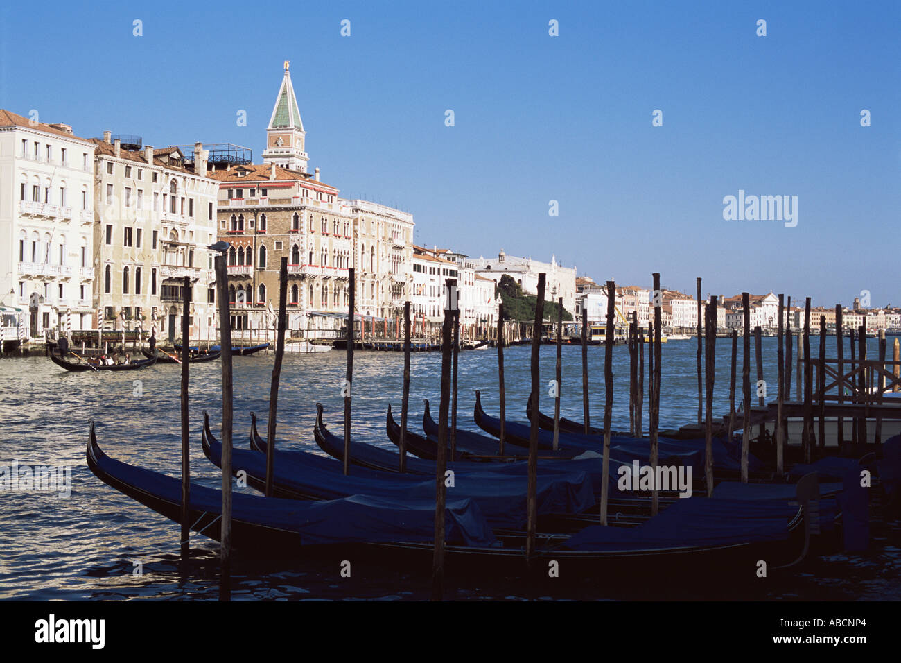 Gondeln in Venedig Stockfoto