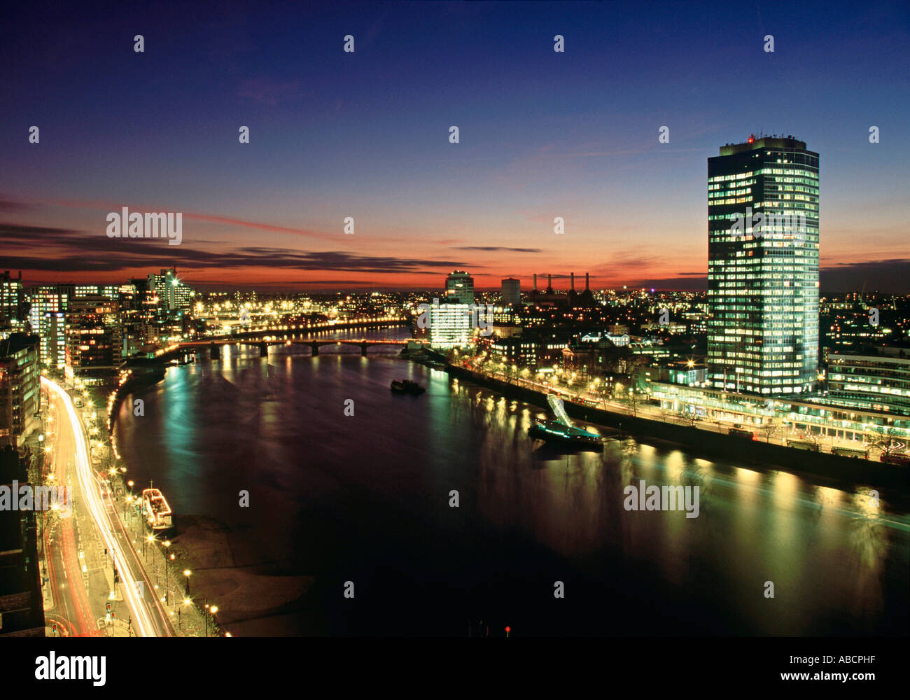 Millbank und Themse, London, England Stockfoto