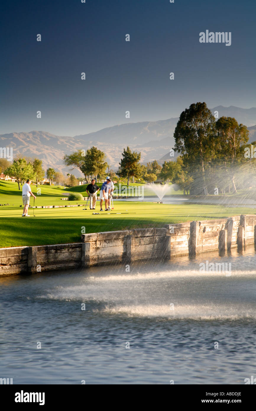 Die driving Range und Golfplatz im Westin Mission Hills Resort &amp; Spa in Rancho Mirage in der Nähe von Palm Springs Kalifornien Stockfoto