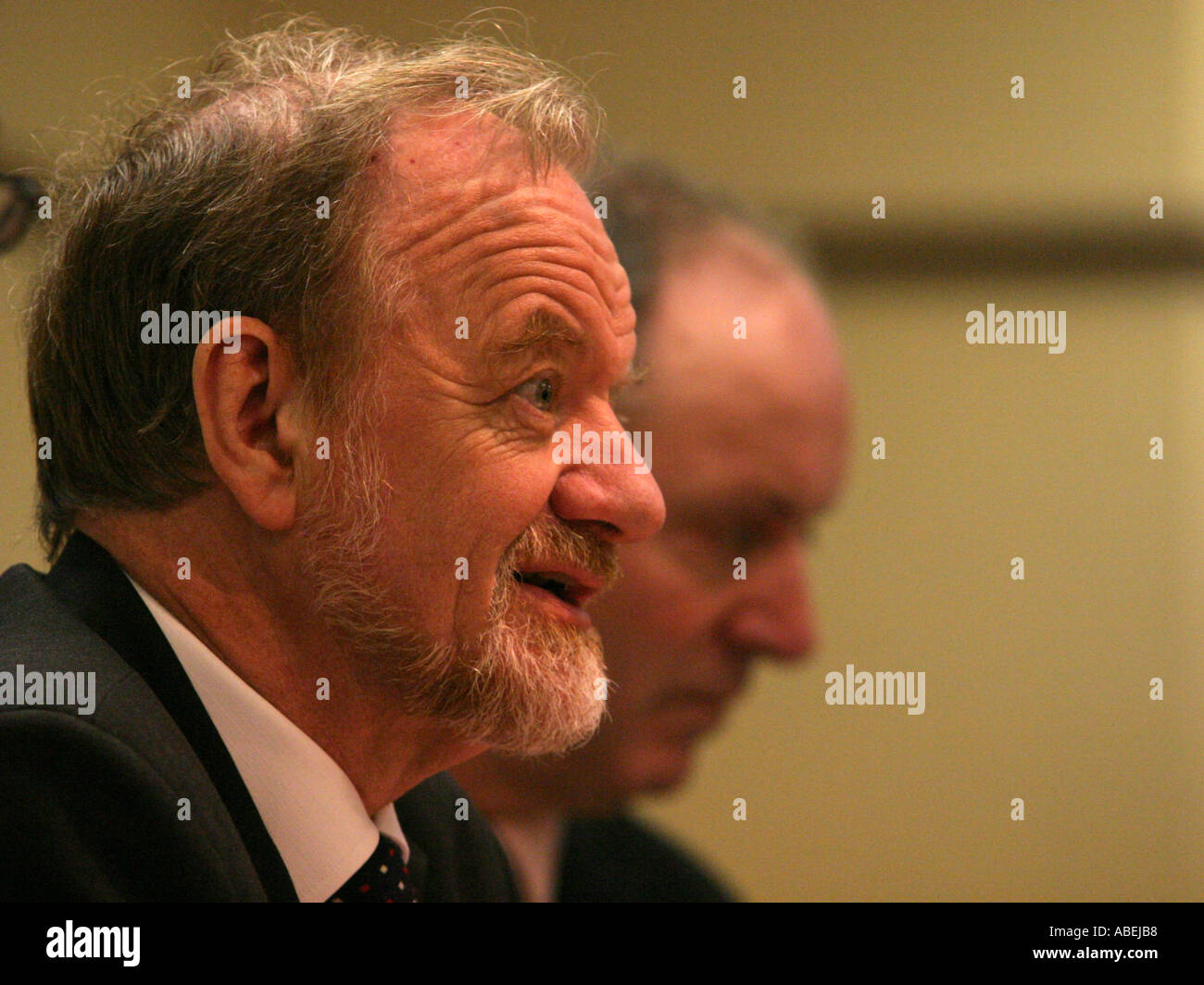 Die späten Robin Cook MP sprechen in Bolton UK Stockfoto