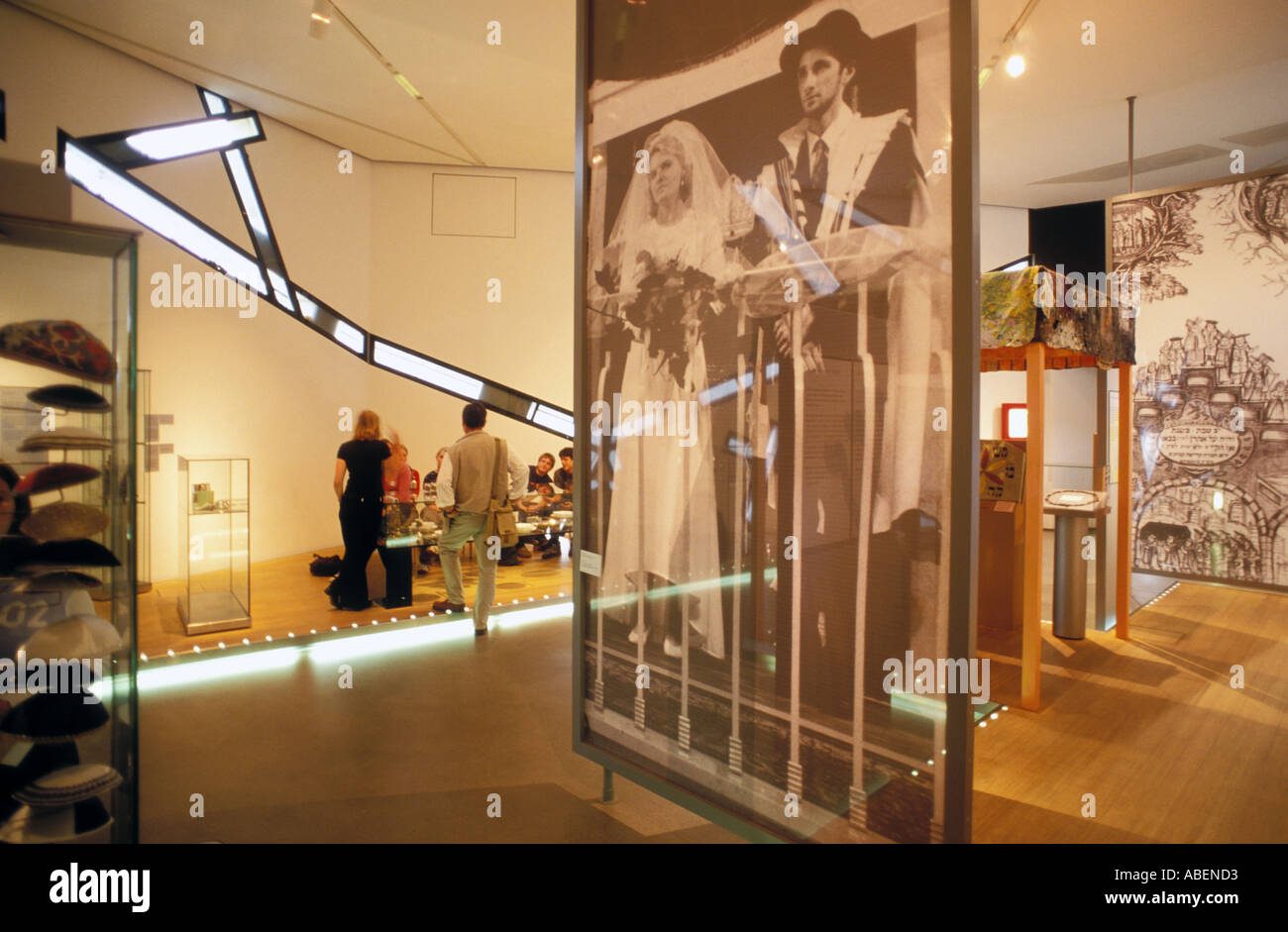 Indoor Foto jüdische Museum von Daniel Liebeskind Berlin Deutschland Stockfoto