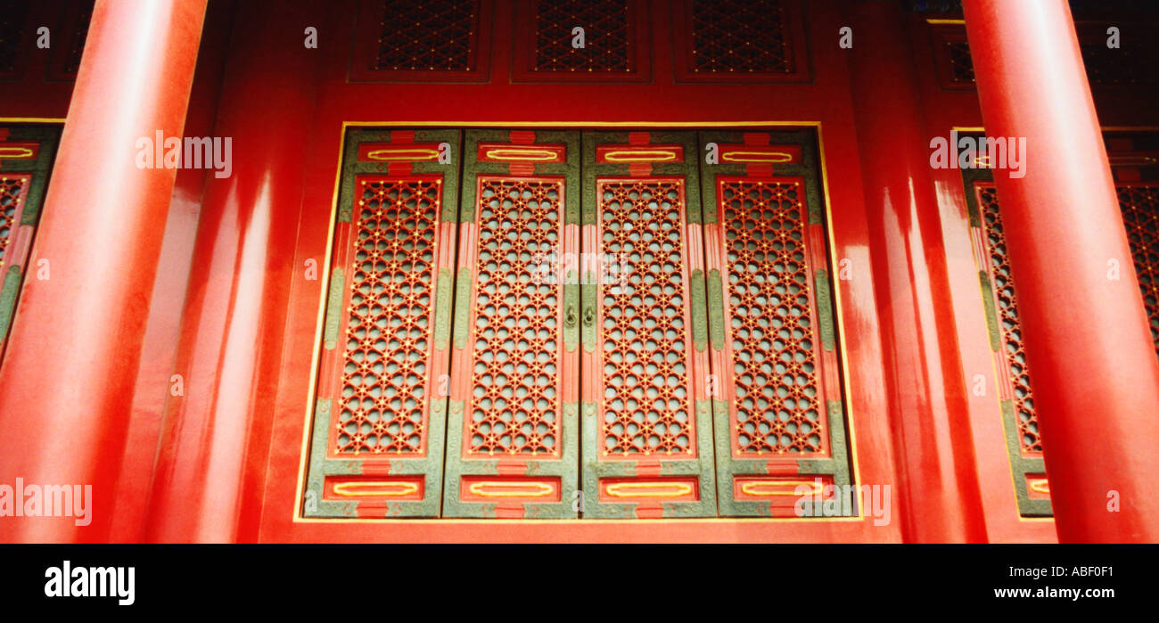 Rote Türen in der verbotenen Stadt Peking in China Stockfoto