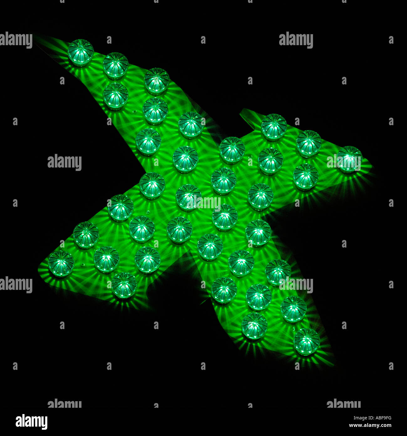 BUCHSTABEN X NEON ABBILDUNG ALPHABET Stockfotografie Alamy