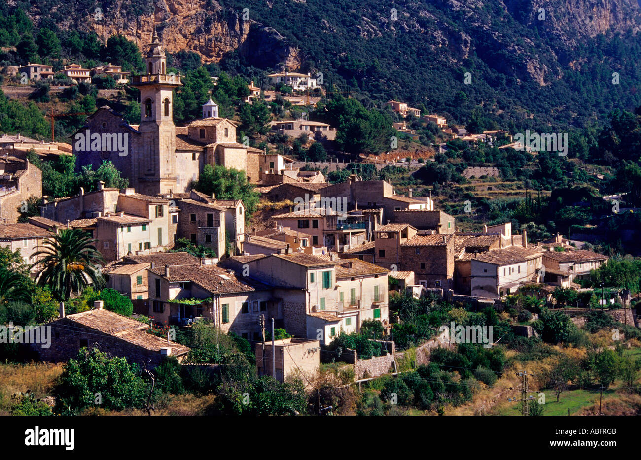 valldemossa-tourists-fotos-und-bildmaterial-in-hoher-aufl-sung-alamy