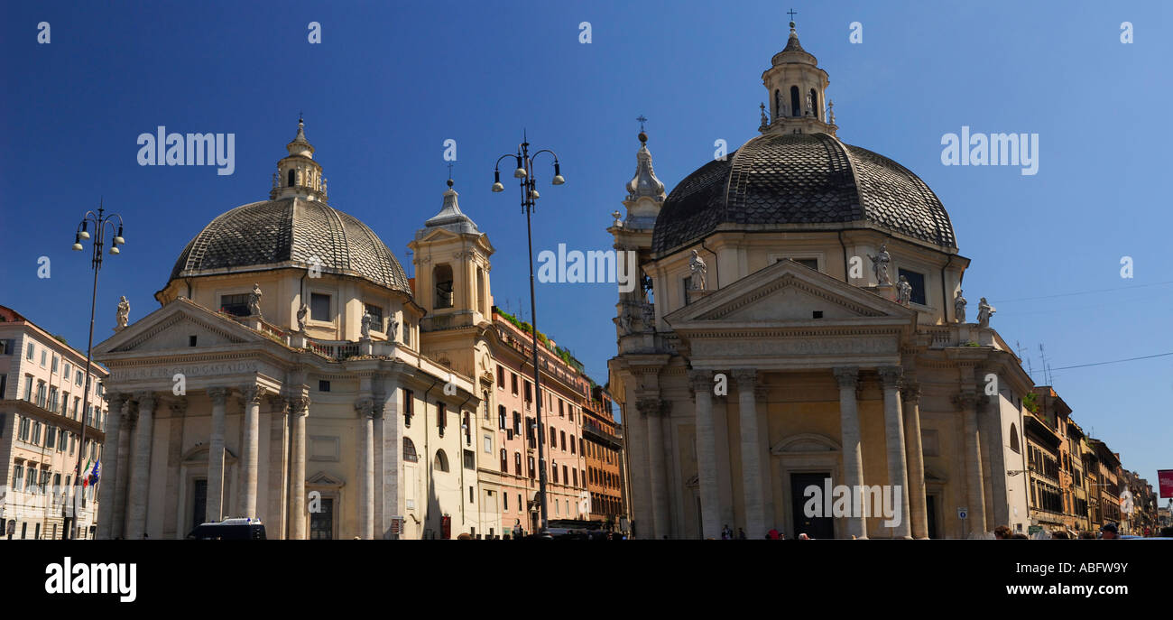 Santa Maria dei Miracoli in Montesanto Rom Italien Popolo Sqaure Panorama Stockfoto