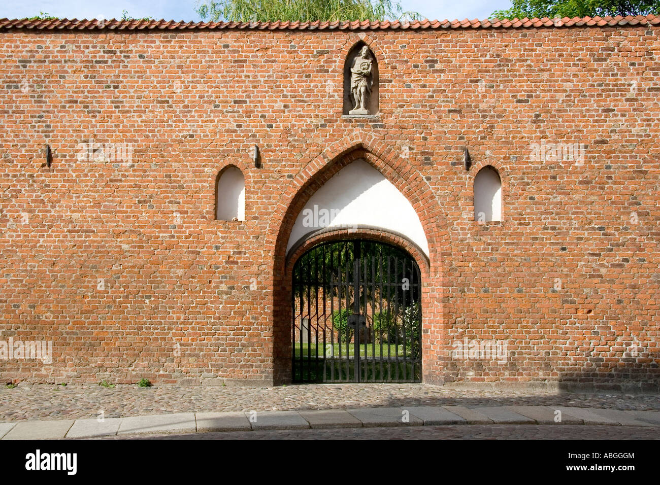 Eingang zum Franziskaner Kloster St. John, Stralsund, Mecklenburg-Western Pomerania, Deutschland Stockfoto