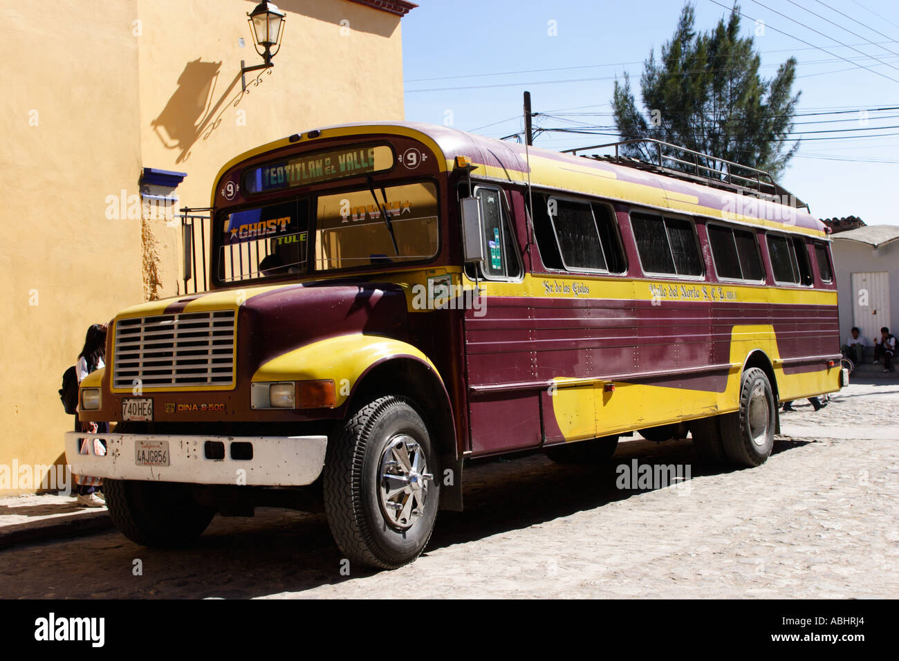 Bus zum Dorf Teotitlan del Valle Tlacolula-Tal Oaxaca Mexico Stockfoto