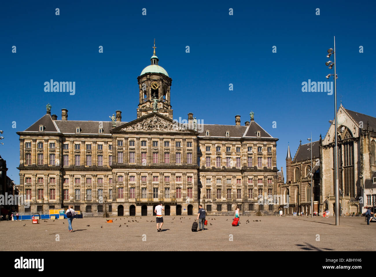Blick über Dam-Platz, Koninklijk Paleis Königspalast und Nieuwe Kerk Amsterdam Holland Niederlande Stockfoto