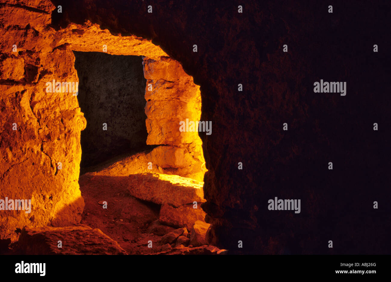 Keller des alten Klosters in der roztocze Stockfoto