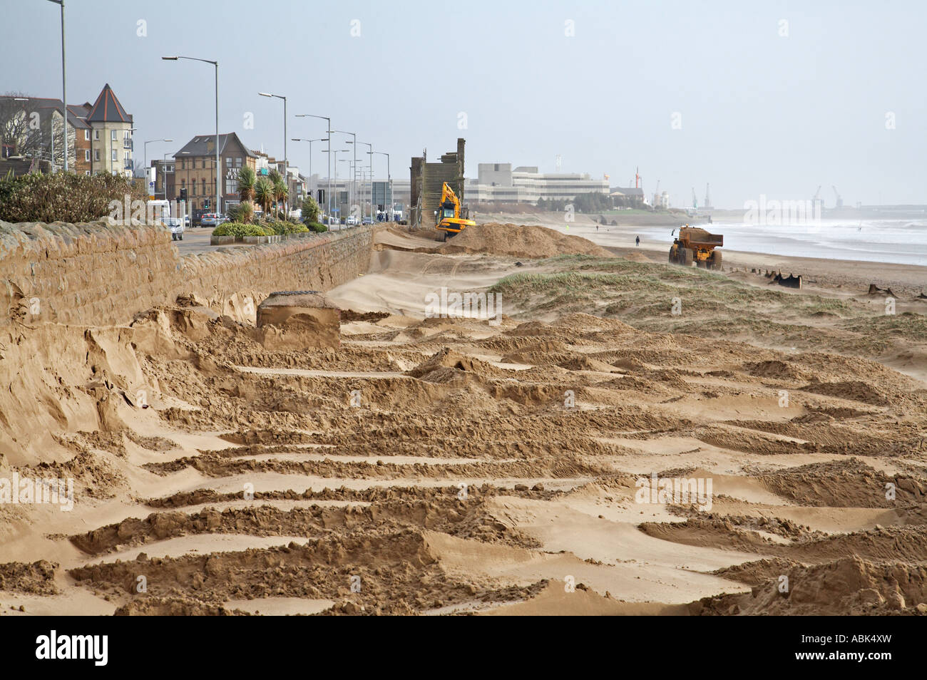 Sand Ersatz am Strand Swansea Bay South Wales UK Stockfoto