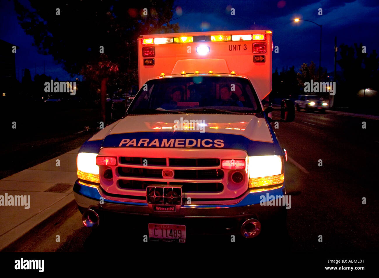 Ada County Sanitäter Krankenwagen mit Blaulicht in Boise, Idaho Stockfoto