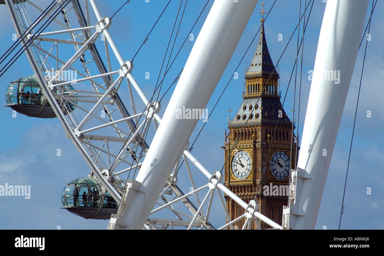 London Eye, Big Ben im Hintergrund, Southbank, London, England, UK, GB. Stockfoto