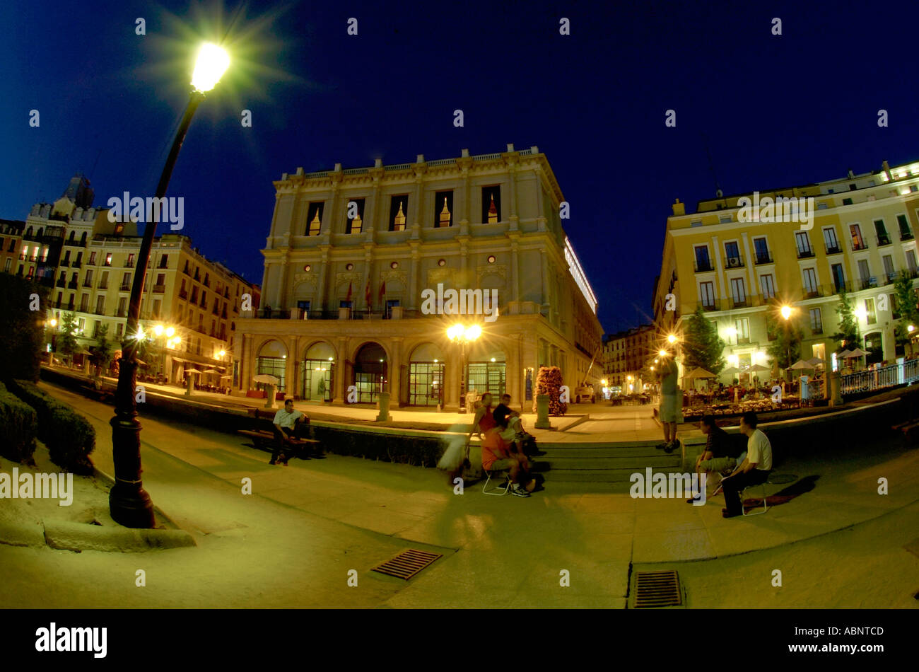 Das Opernhaus Teatro Real-Spanisch Royal Opera House in der Abenddämmerung Madrid Spanien Stockfoto