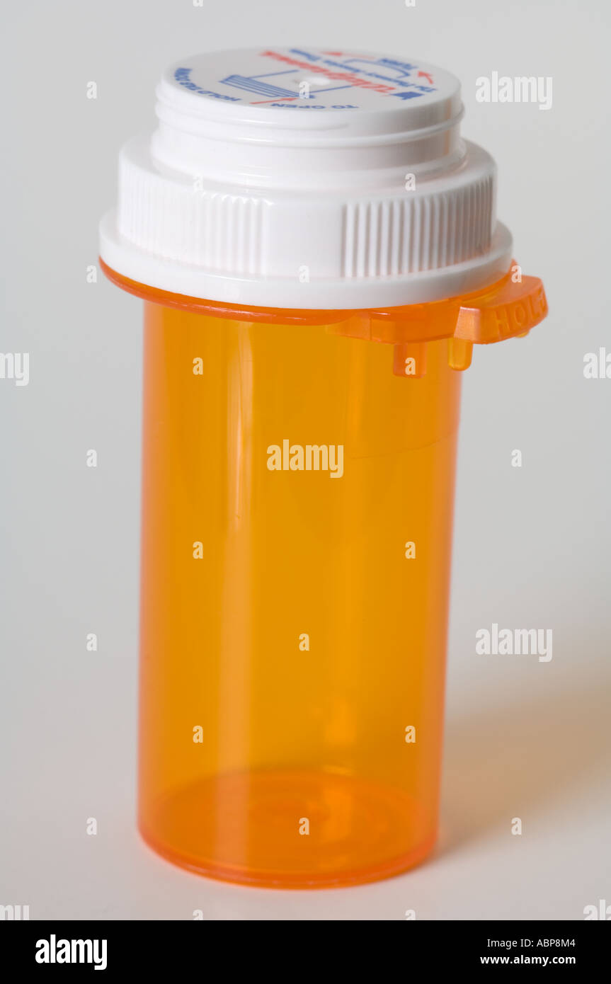 Detailansicht der Verschreibung Pille Flasche mit Pillen und kein label Stockfoto