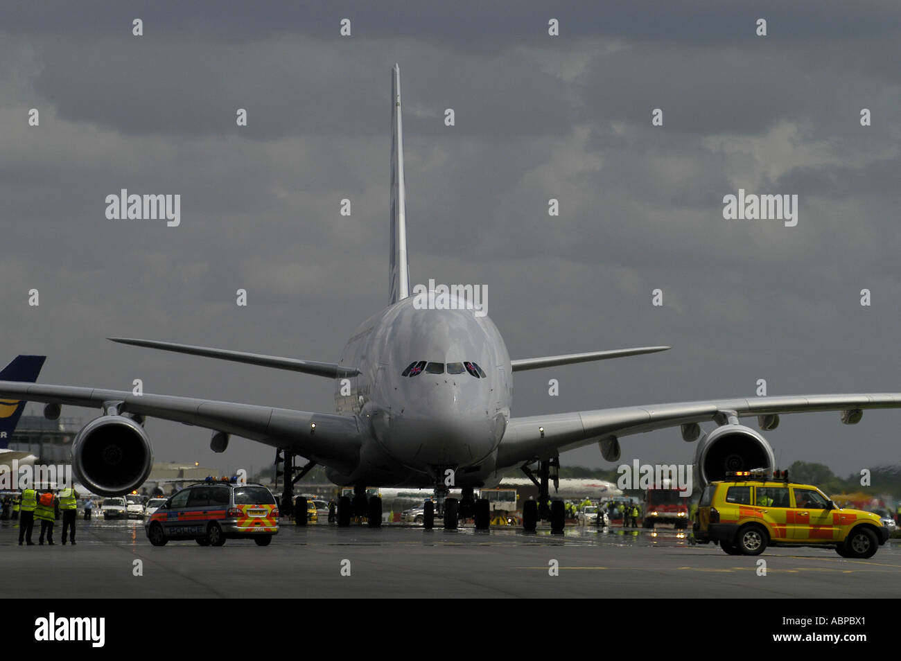 Der neue Airbus A380 auf Jungfernflug Besuch s London Heathrow Flughafen Bild von Andrew Hasson 18. Mai 2006 Stockfoto