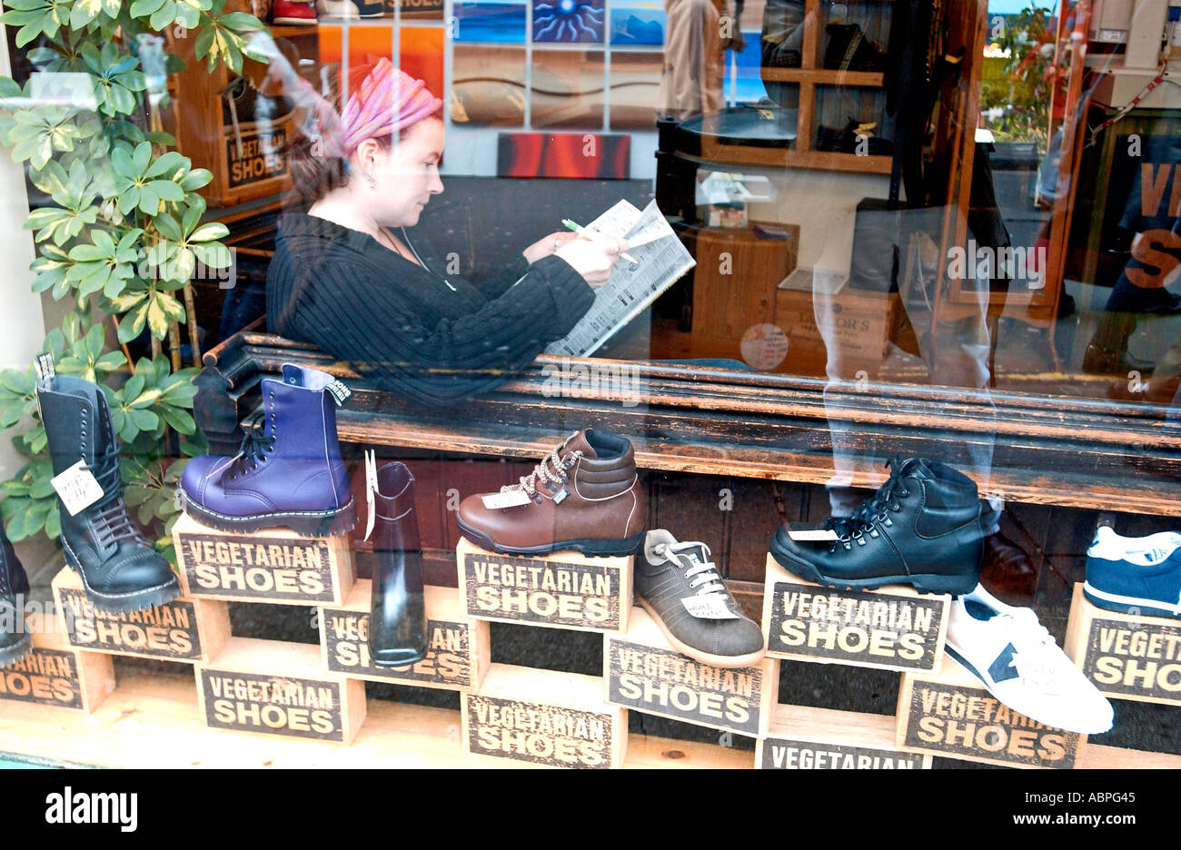 Tierfreundlich Schuh Shop vegetarische Schuhe in Brighton, wo Leder verboten ist Stockfoto