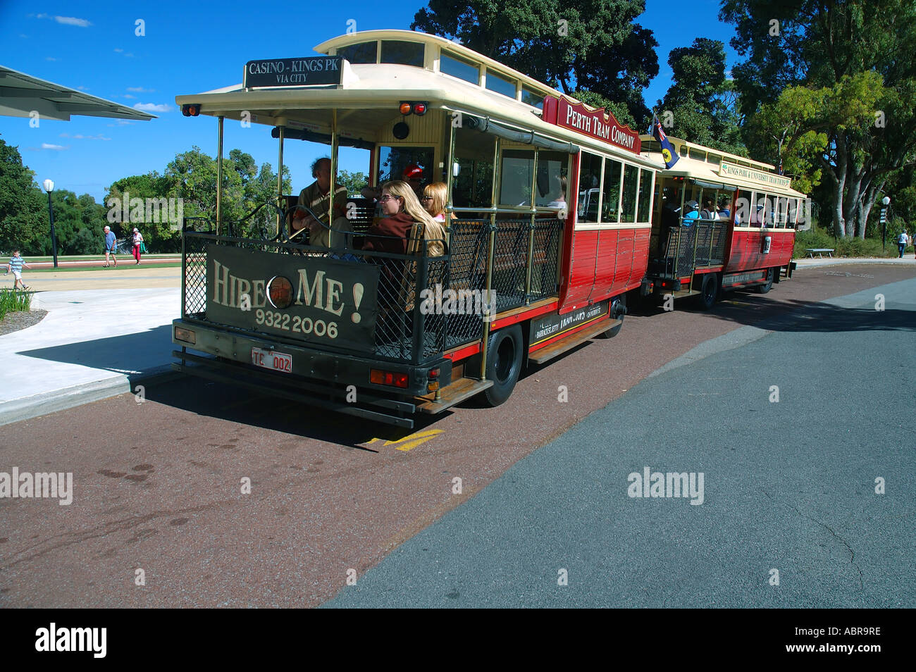 Tourist-Straßenbahn, die Besucher rund um die Sehenswürdigkeiten der Stadt Perth Western Australia Nein Herr oder PR transportiert Stockfoto