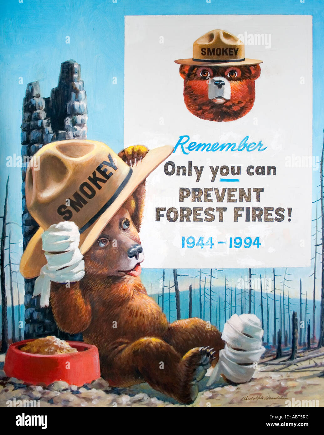 Smokey Bär Plakat im Museum und sein Grab in Capitan New Mexiko Stockfoto