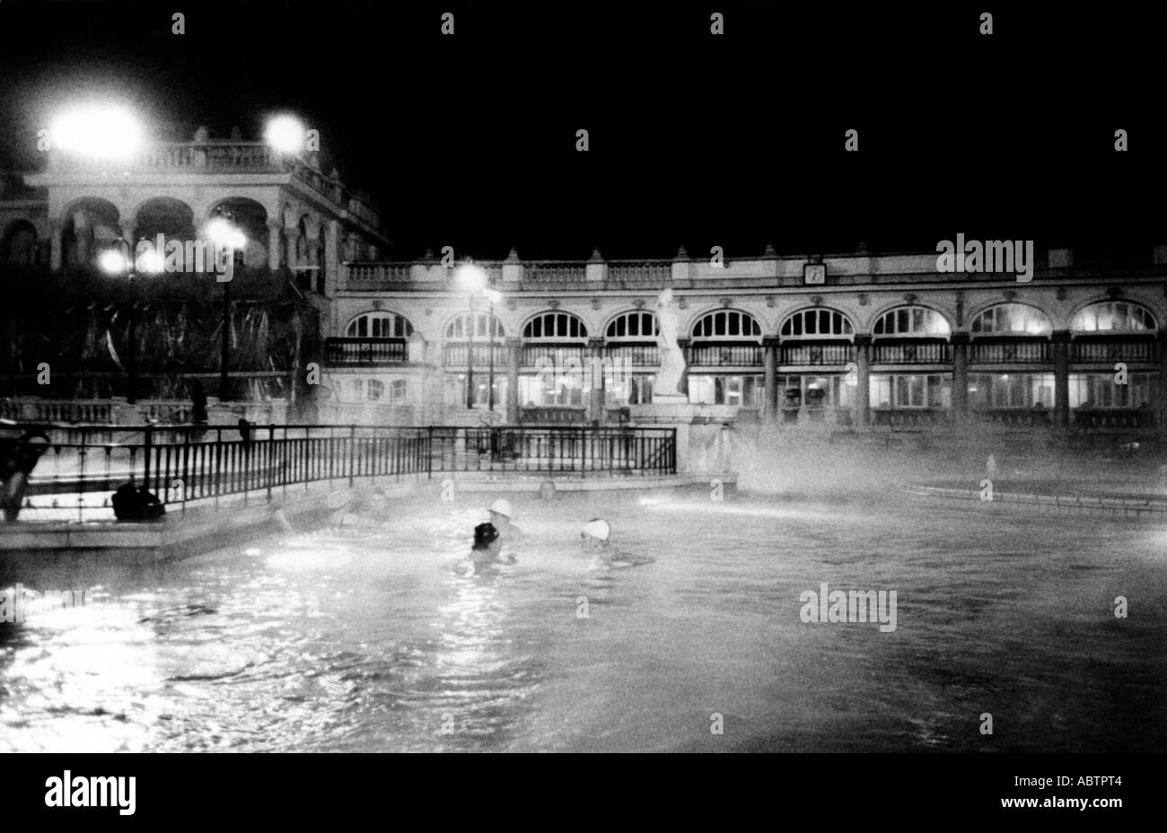 Szechenyi Gyogyfurdo es Strandfurdo, Budapest-Ungarn Stockfoto