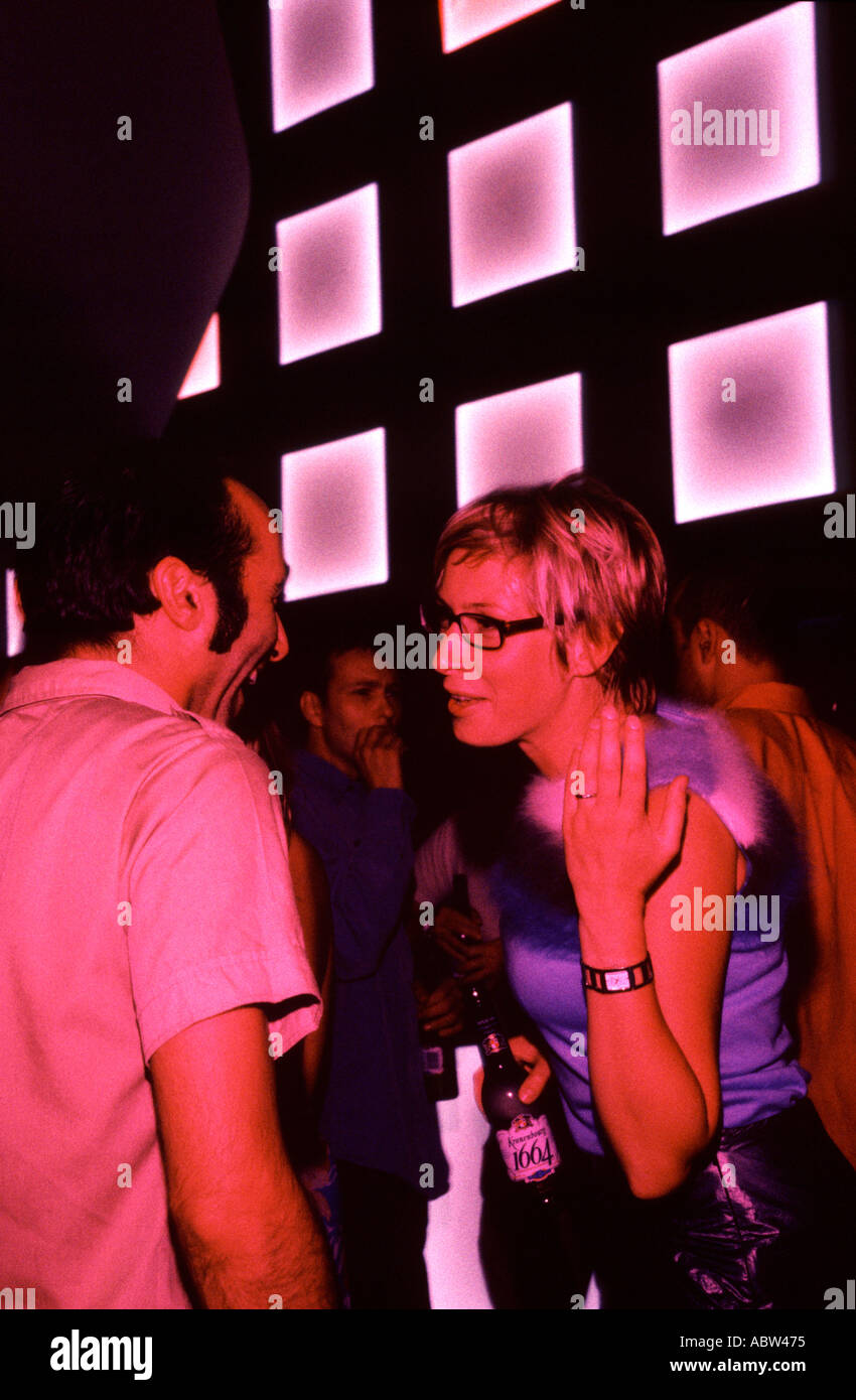 Menschen, soziale, trinken, cocktail, Glas, bar, Restaurant, London, Innenarchitektur Stockfoto