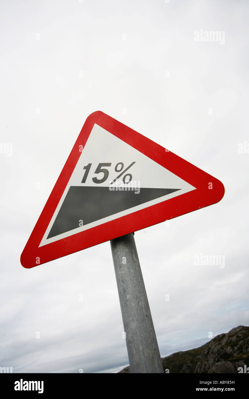 15 Prozent Steigung Roadsign Stockfoto