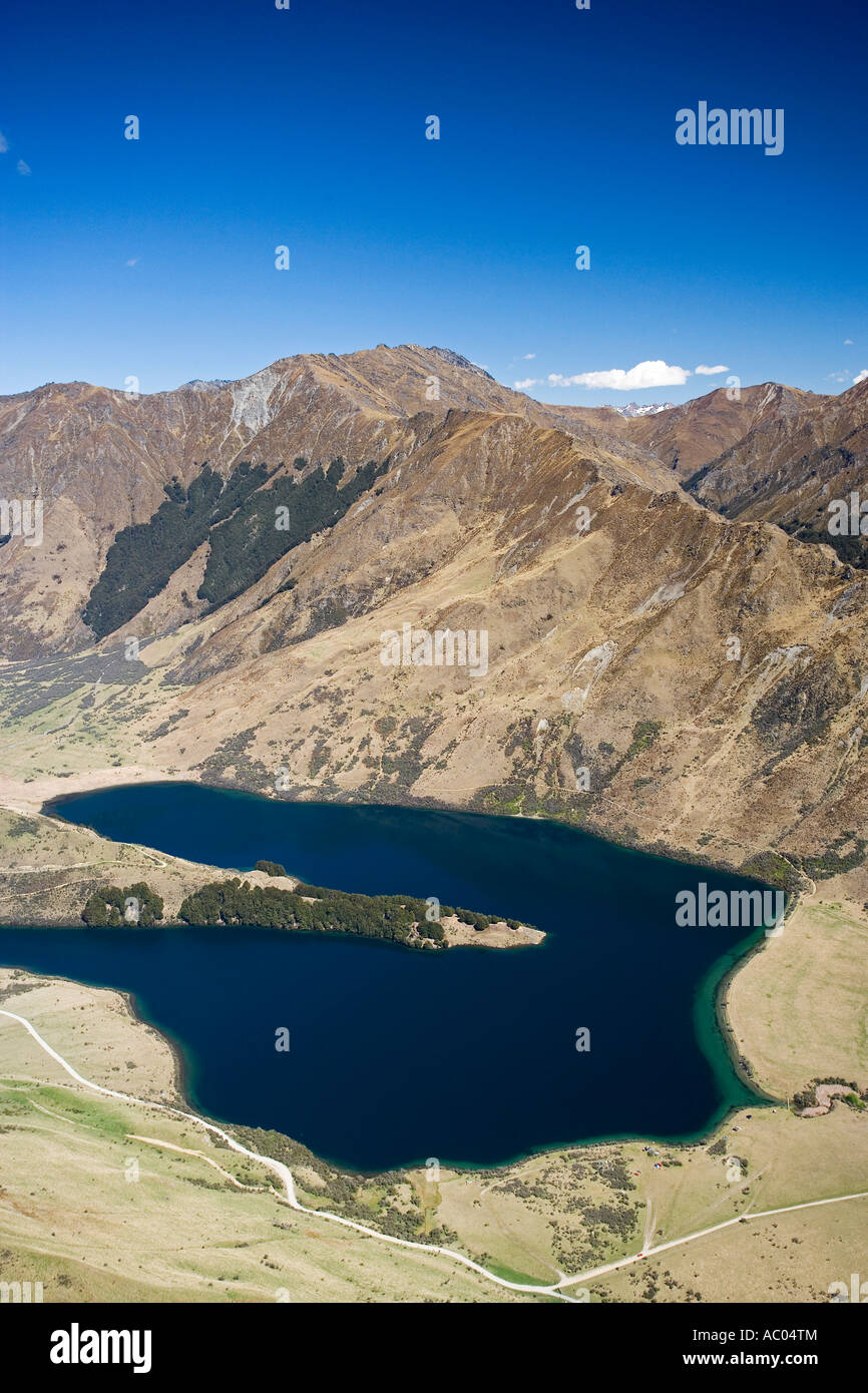 Moke Lake und Williamsons Sporn in der Nähe von Queenstown Neuseeland Südinsel Antenne Stockfoto