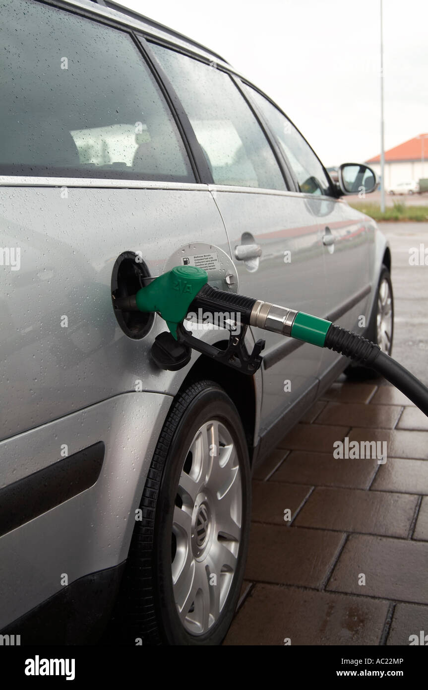 Benzin, Pumpe, Düse, Füllung, Bahnhof, Gas, Düse, Öl, Rohöl, Preis, Fass, Fossil, Kraftstoff, Emissionen, Trigger, Stockfoto