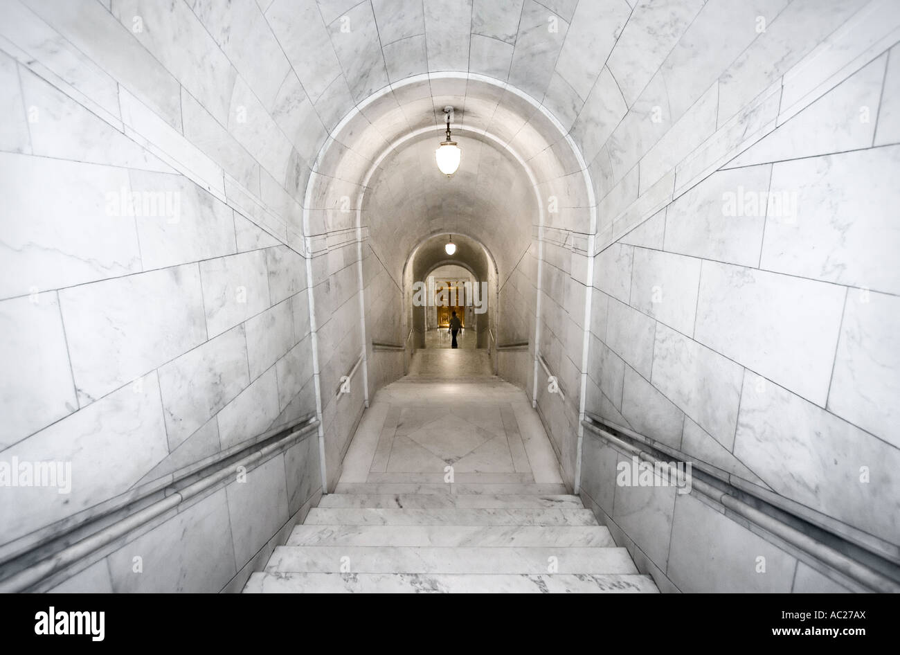 Treppenhaus vor dem obersten Gerichtshof der Vereinigten Staaten von Amerika in Washington D.C. Stockfoto
