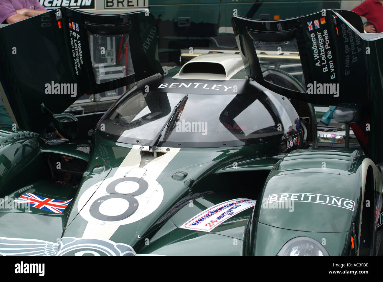 Bentley Le Mans Geschwindigkeit 8 Ausdauer Sportwagen am Oulton Park Motor Racing Circuit Cheshire England Vereinigtes Königreich UK Stockfoto