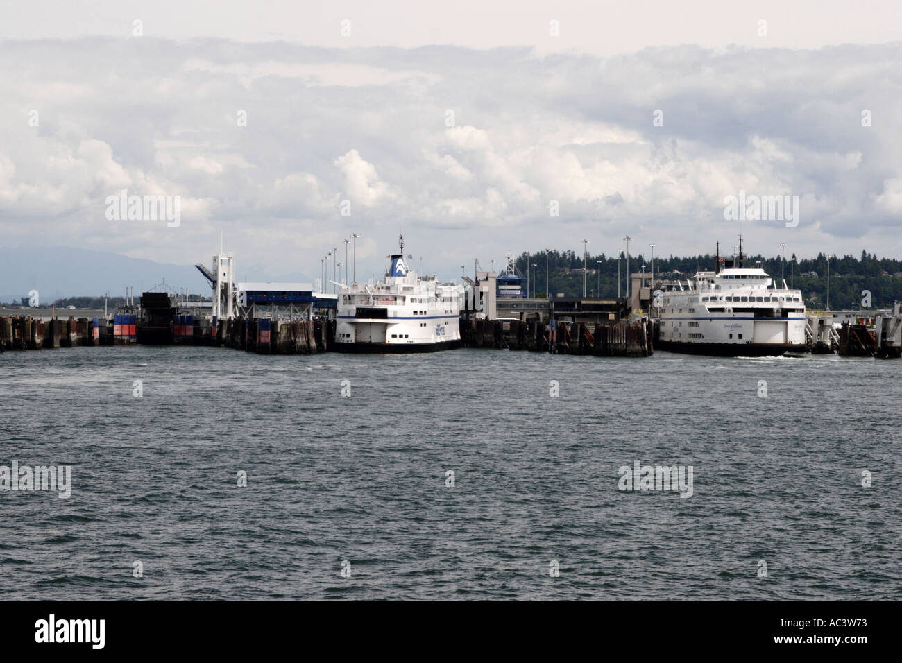 BC-Fähre nähert sich der Tsawwassen-terminal Stockfoto