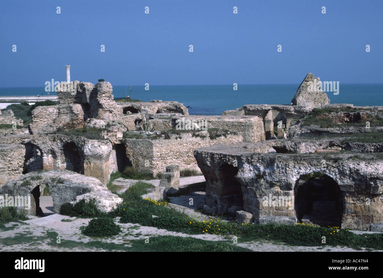 Ruinen der antiken Stadt Karthago auf der mediterranen Küste von Tunesien Nordafrika in der Nähe von Tunis die Hauptstadt Stockfoto