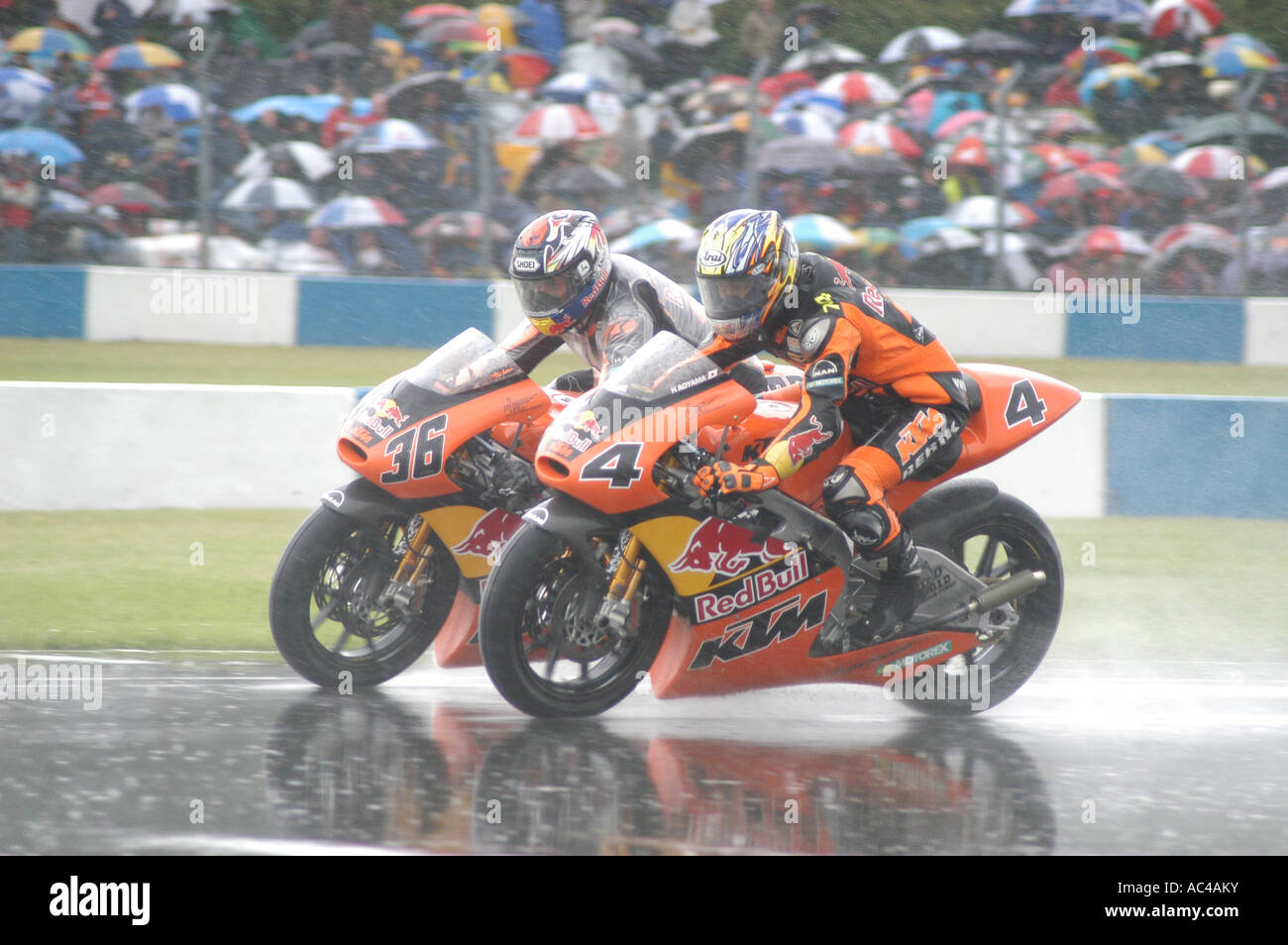 Hiroshi Aoyama (JPN) & Mika Kallio (FIN) die 2007 Nickel & Dime British Motorcycle Grand Prix - Donington Park racing Stockfoto