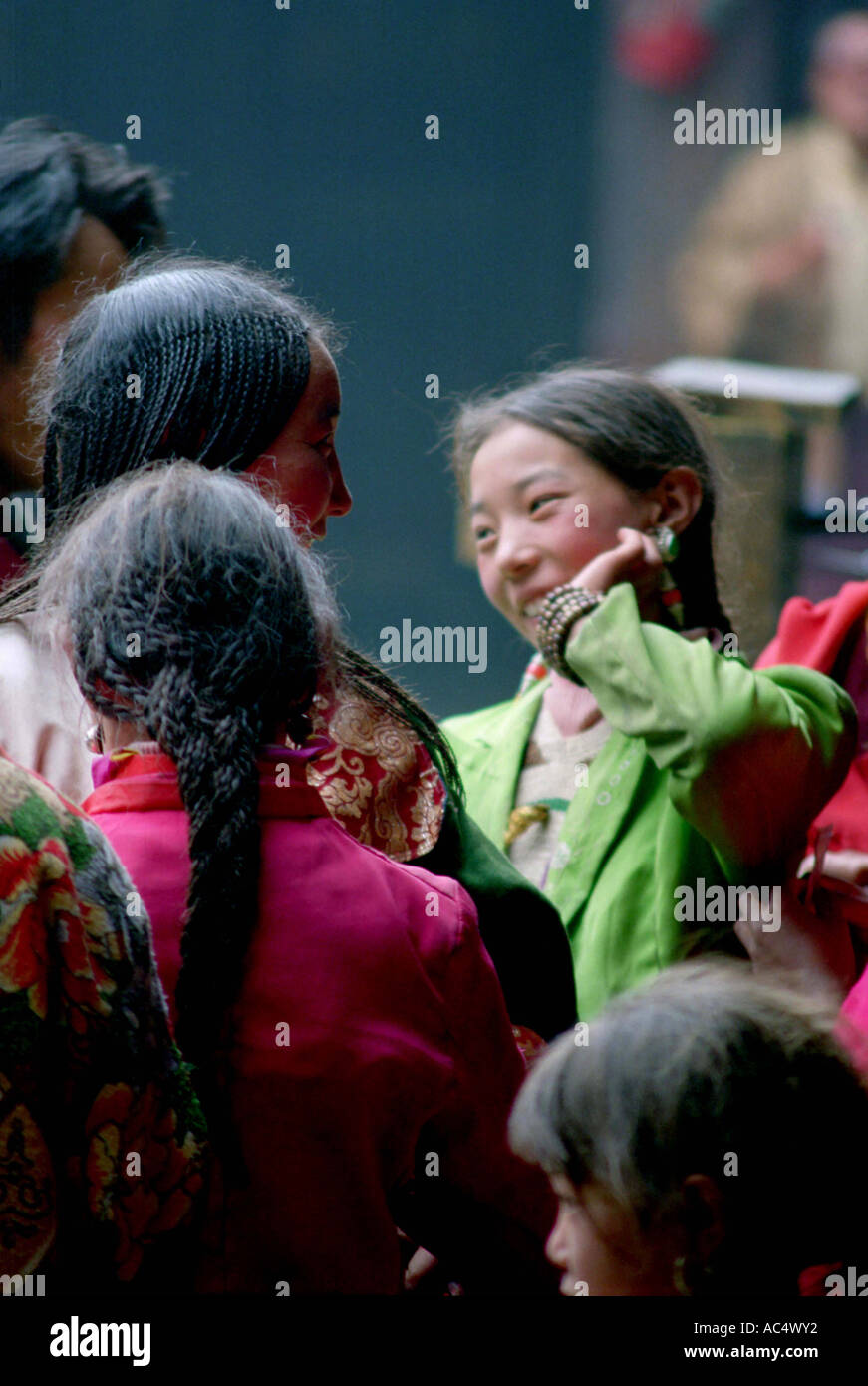 Tibetische Frauen am Jokhang Tempel Lhasa Tibet Stockfoto