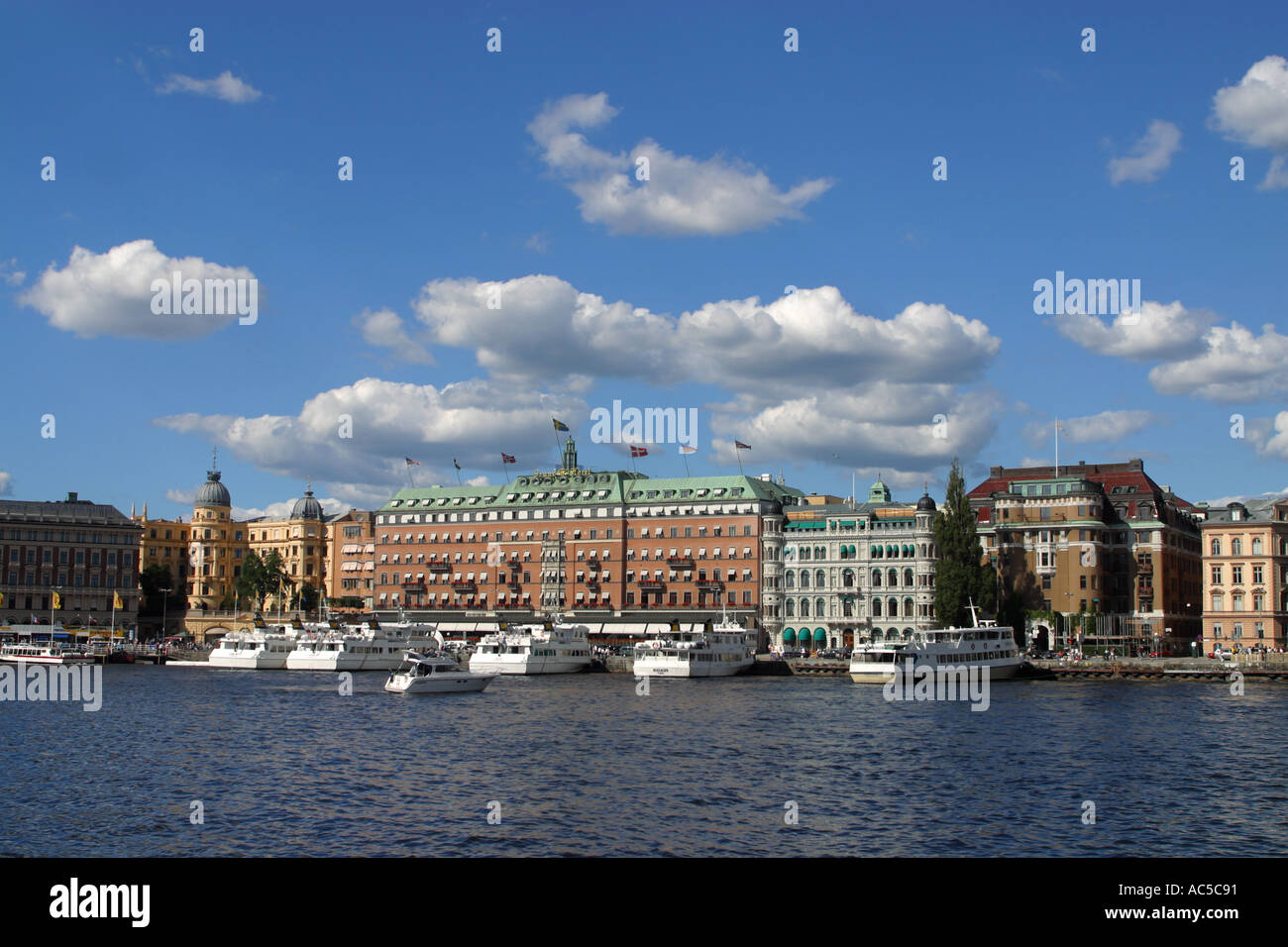 Blick zum Grand Hotel Stockholm Schweden Stockfoto