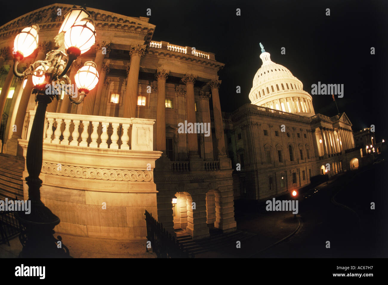 Kapitol in Washington D C in der Nacht Stockfoto