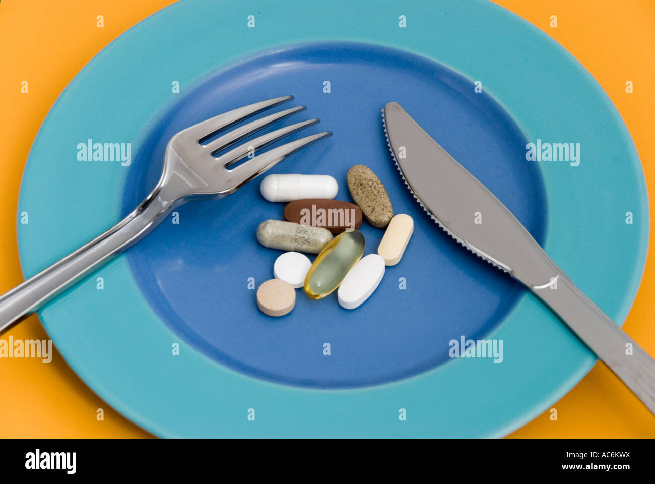 Vitamin-Pillen und Nahrungsergänzungsmittel Stockfoto