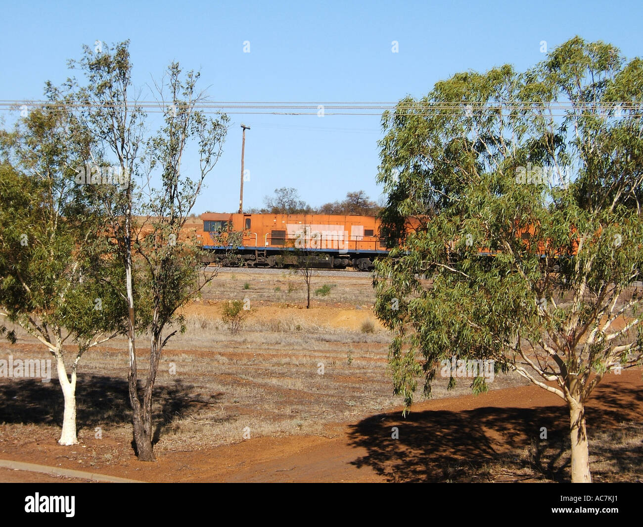 Trainieren Sie in Outback-Stadt, Mullewa, Westaustralien Stockfoto