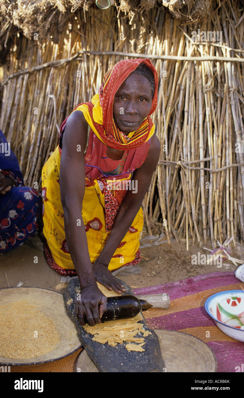 1985 Sudan Darfur machen Peanut butter Stockfoto