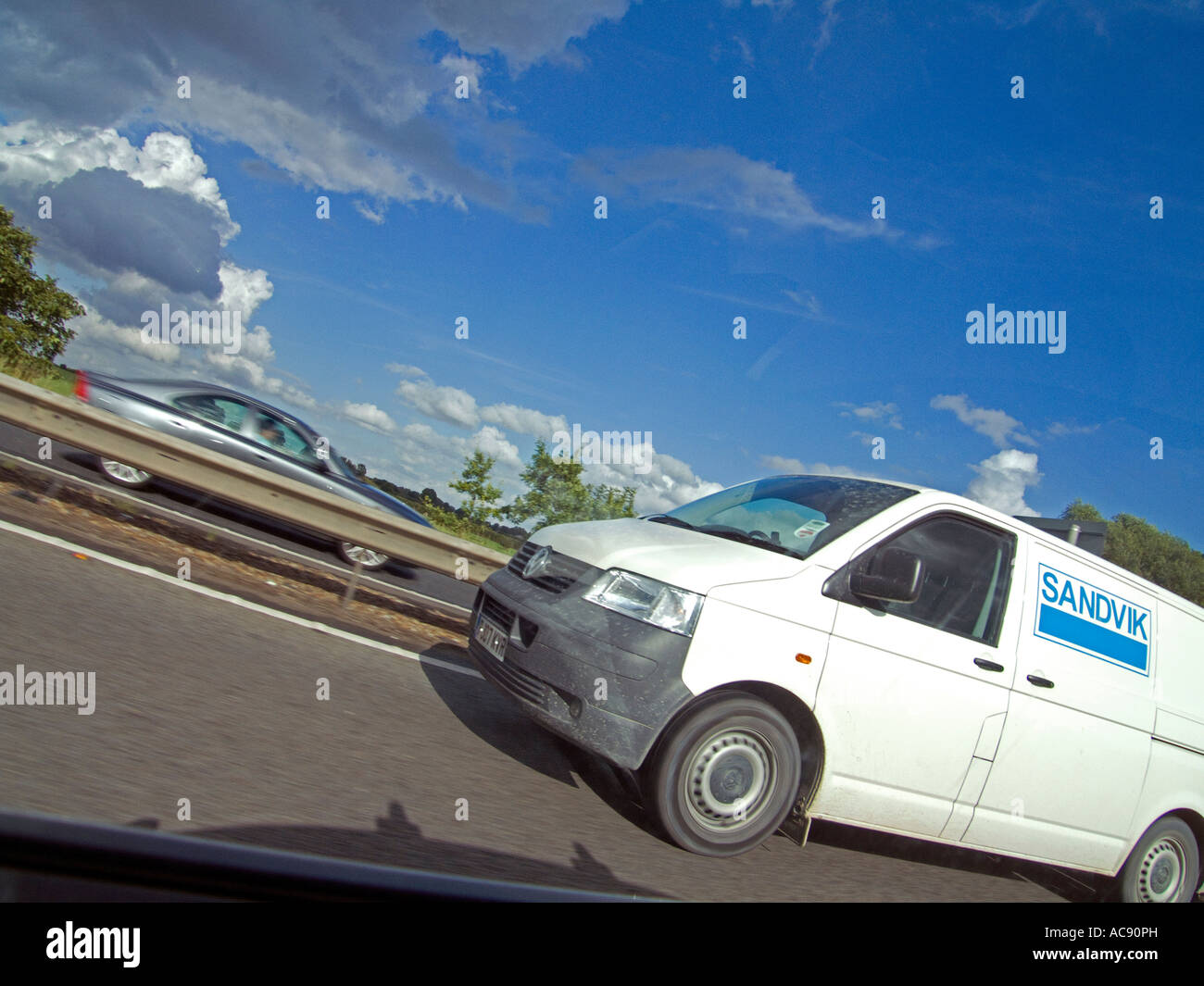 Van überholt, entnommen aus der Fahrer-Perspektive Stockfoto