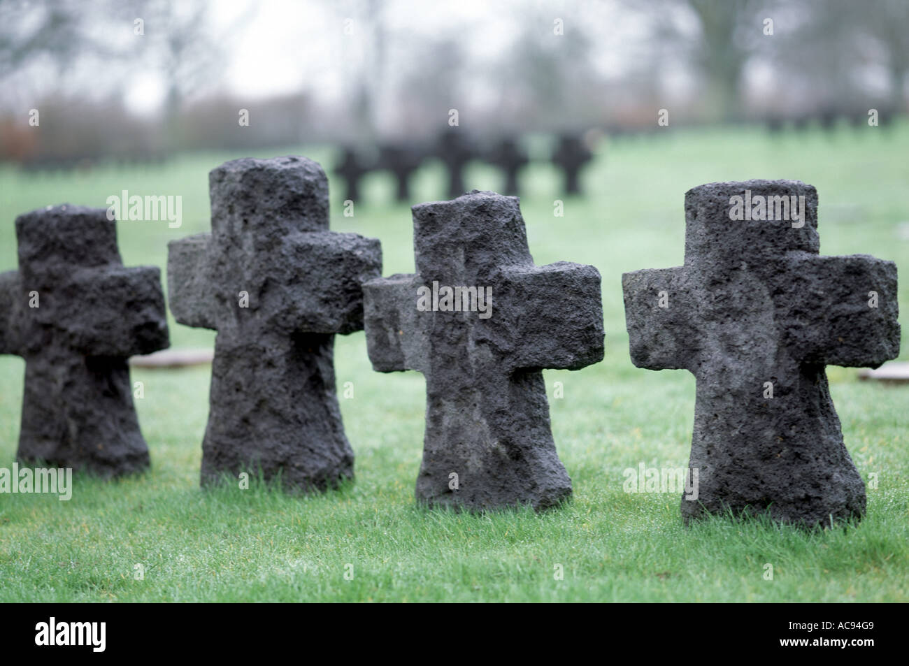 Friedhof der deutschen Soldaten aus dem zweiten Weltkrieg, Frankreich Stockfoto