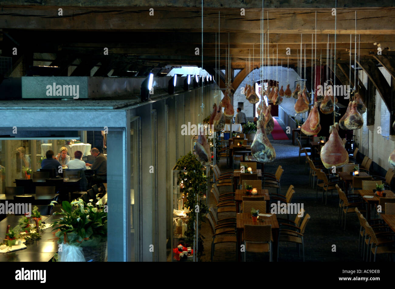Gent, Gand, Gent in Ost-Flandern, Belgien. Eine Universitätsstadt von Bars und Restaurants und der zweitgrößte Hafen in Belgien. Stockfoto