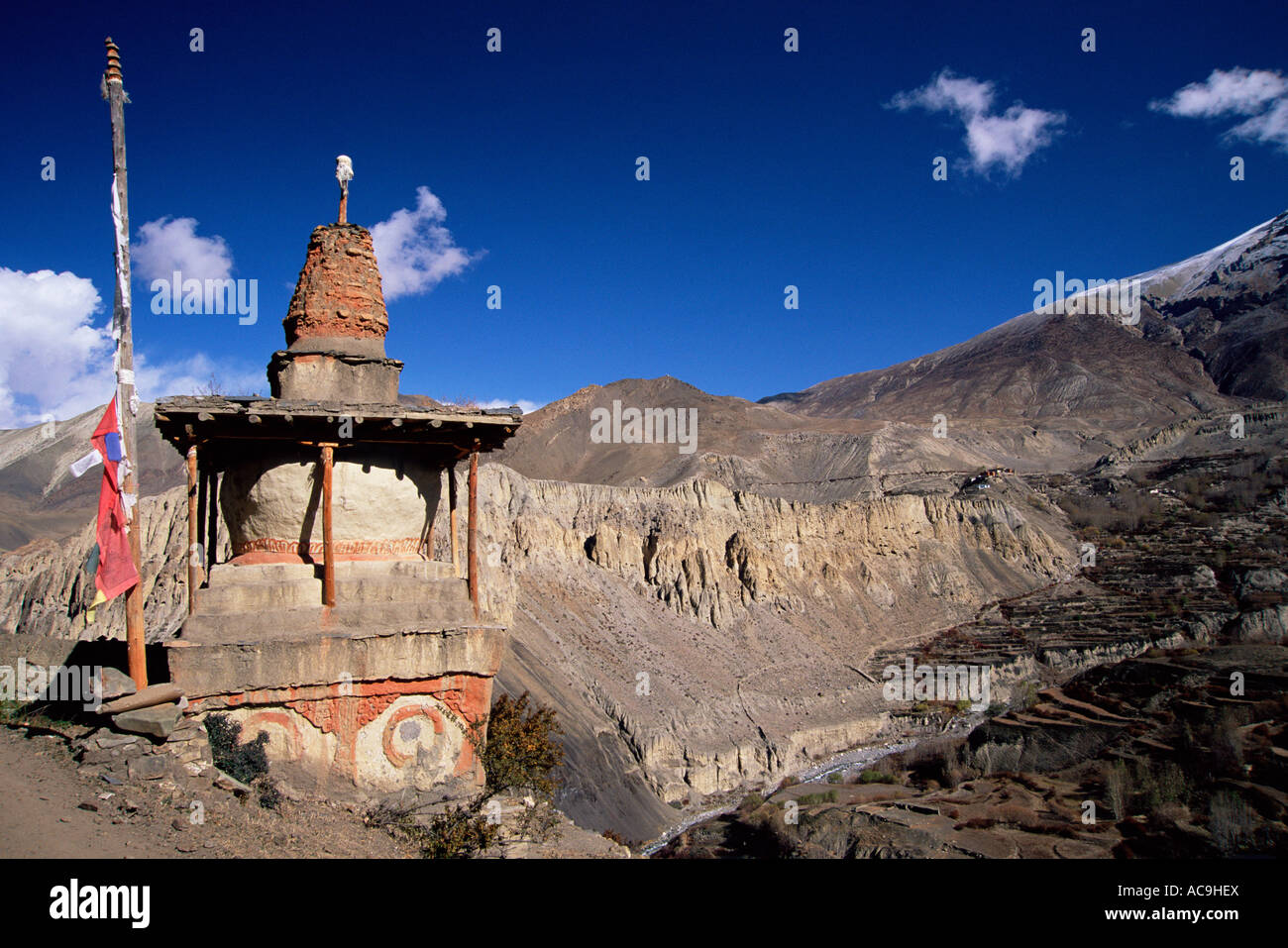 Chorten Stupa Ostrand des unteren Mustang Jharkot Nepal November 2004 Stockfoto