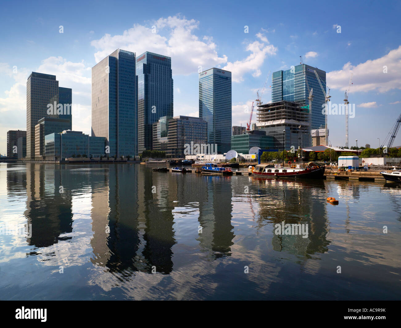 Canary Wharf Bau im Jahr 2007 von nur nördlich von Marsh Wall Blickrichtung Nordwesten Milwall West India Docks gesehen Stockfoto