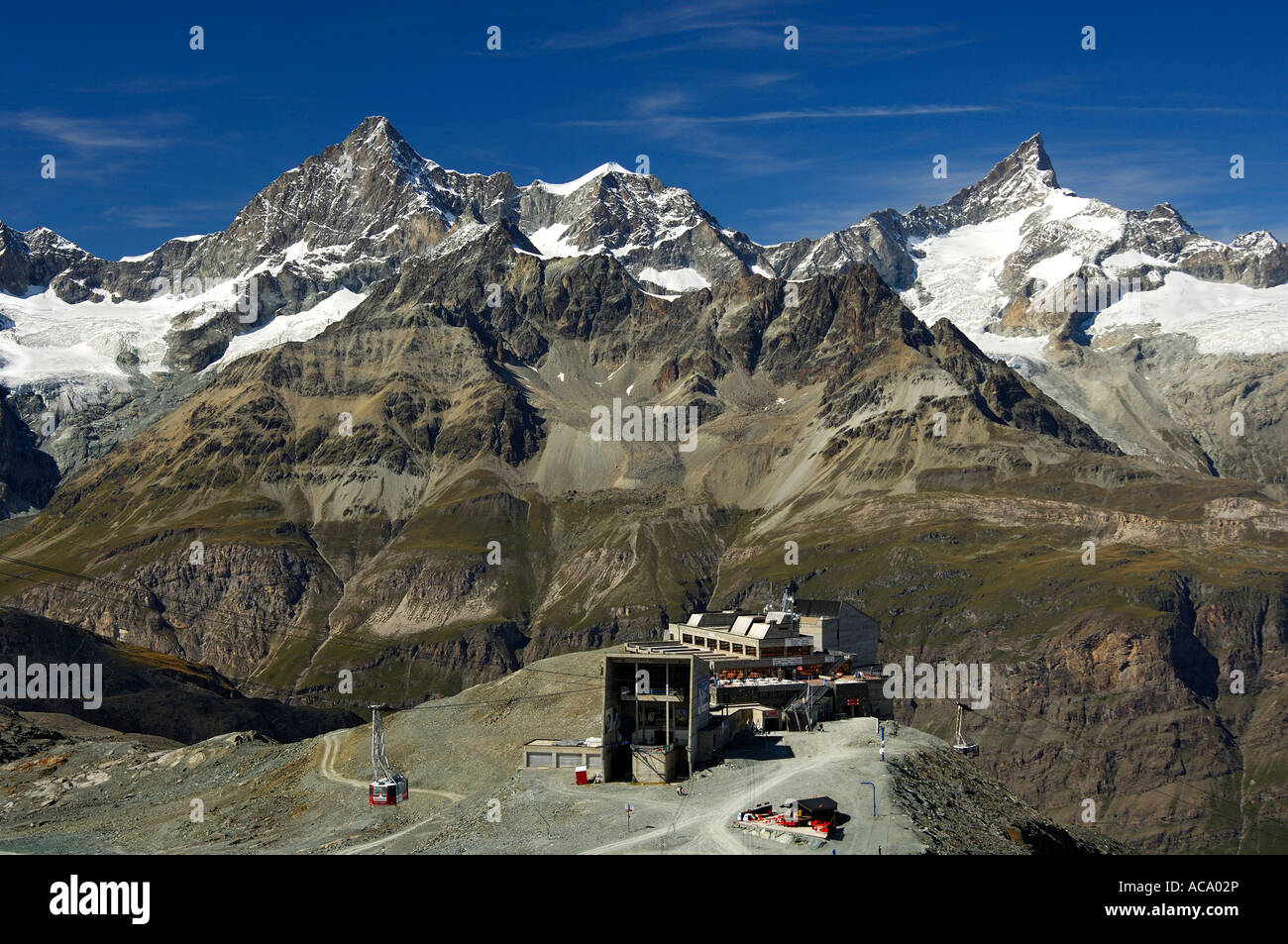 Seilbahn-Station Trockener Steg, Spitzen Gabelhorn, Wellenkuppe, Zinalrothorn, Zermatt Wallis Schweiz Stockfoto