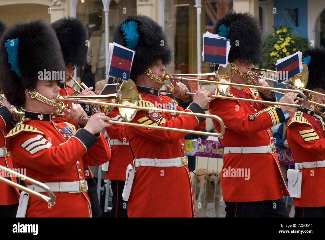 Band spielt während Queen s 80. Geburtstagsfeiern Windsor Berkshire UK 21. April 2006 Stockfoto