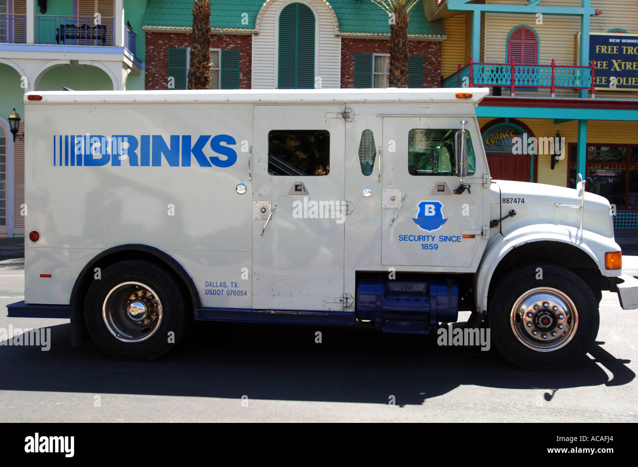 Gepanzerten Lastwagen, Brinks gepanzerte Geld Transportfahrzeug, USA Stockfoto